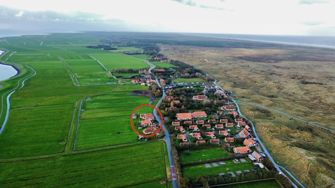 Bed and Breakfast Vrijplaats Oosterend  Экстерьер фото