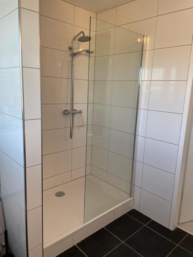 Bed and Breakfast Vrijplaats Oosterend  Экстерьер фото