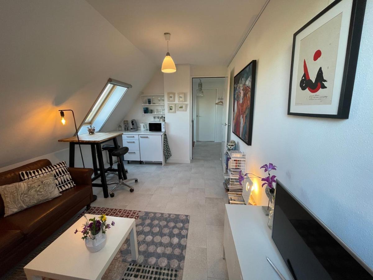 Bed and Breakfast Vrijplaats Oosterend  Экстерьер фото