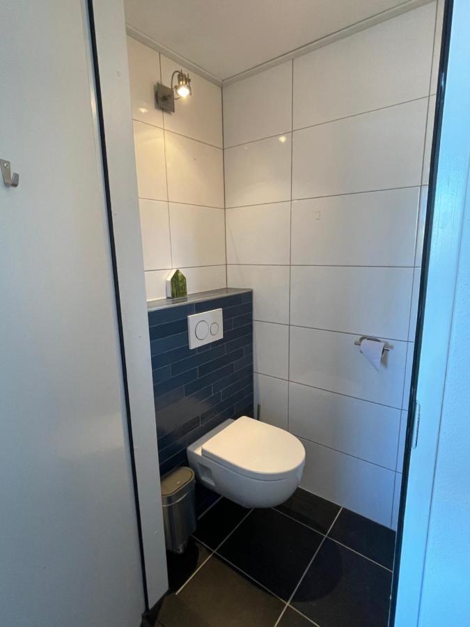 Bed and Breakfast Vrijplaats Oosterend  Экстерьер фото
